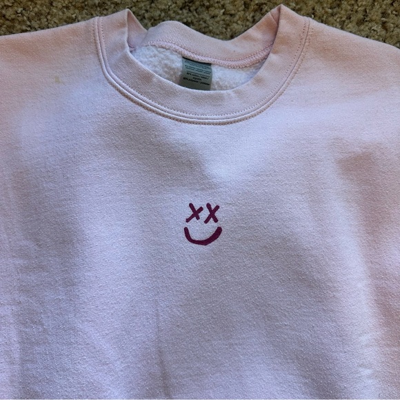 Louis Tomlinson Walls Pink Smiley Sweatshirt - Picture 3 of 5